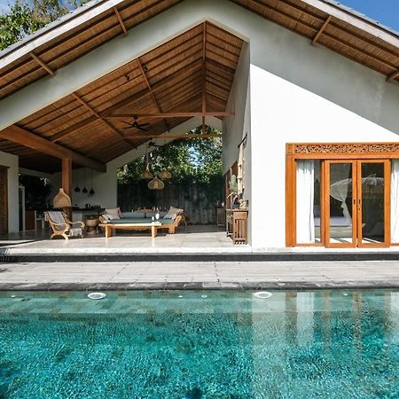 Villa Kikaa Bingin Улувату Экстерьер фото